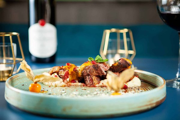 Comment développer un concept de bar à tacos avec des ingrédients locaux et durables?