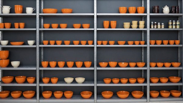 Rayonnage magasin - gondole métallique : robustesse et modularité